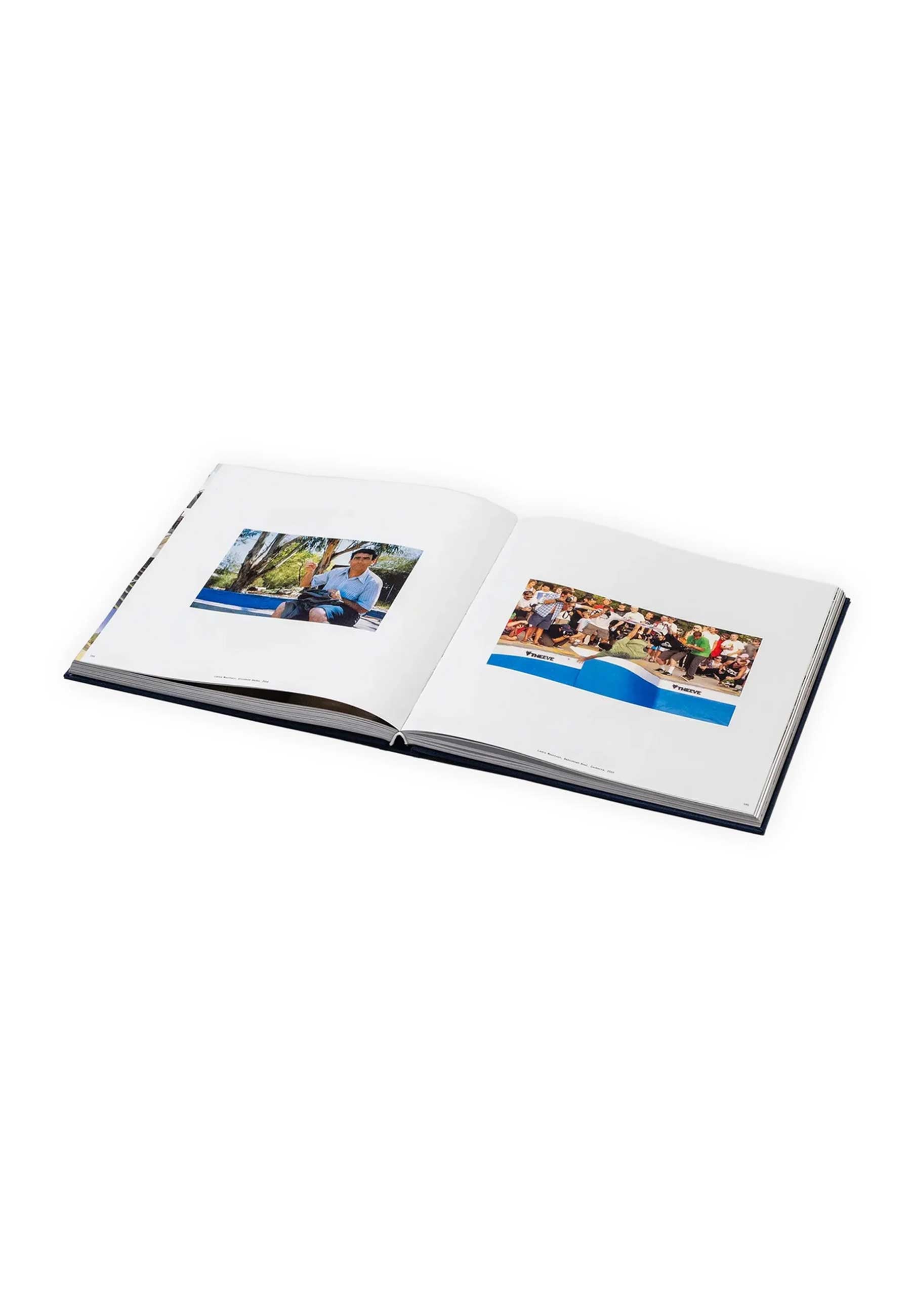 Chris Middlebrook 'Pause' Book