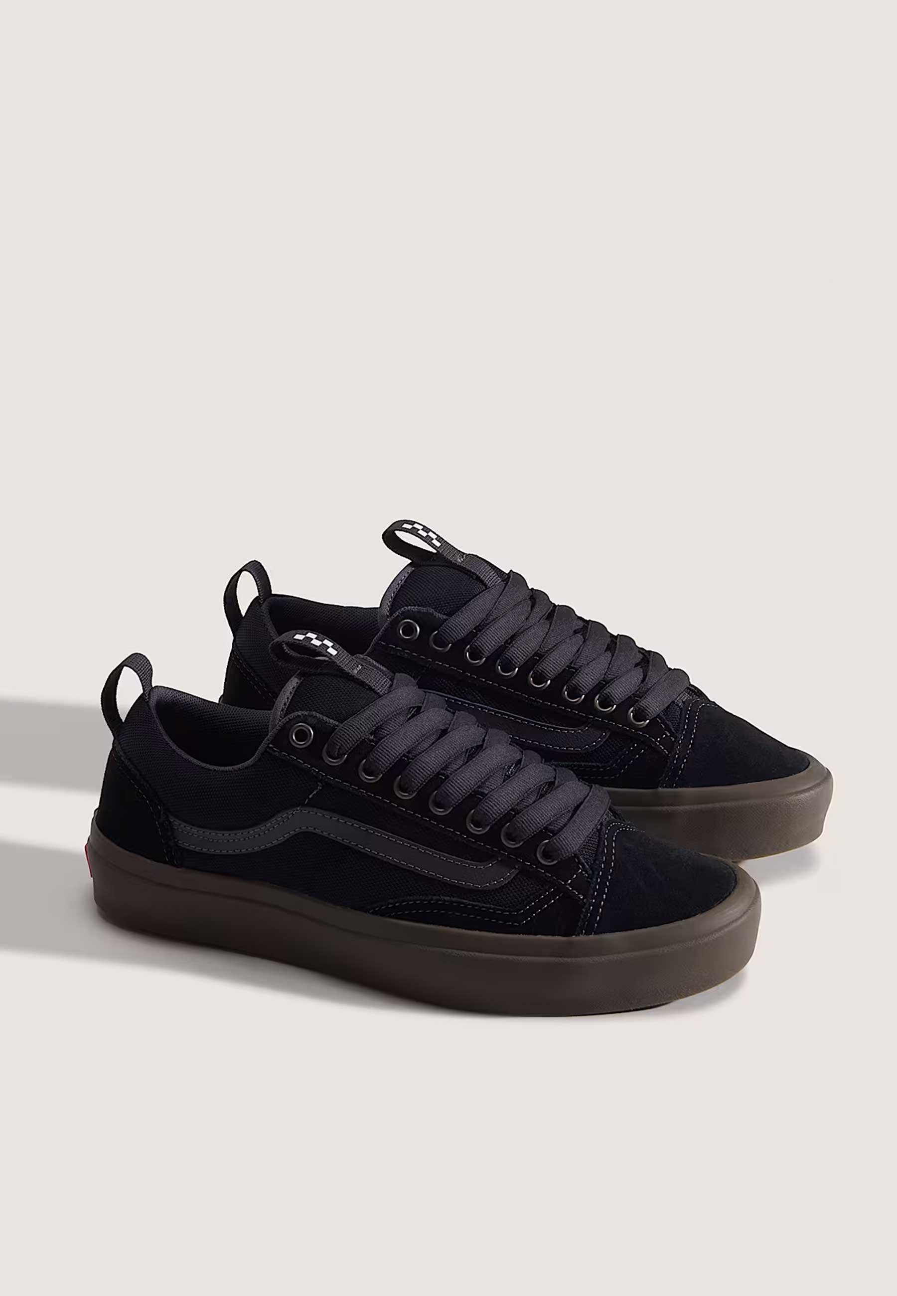Vans 'Old Skool 36+' Skate Shoes (Black / Charcoal / Gum)