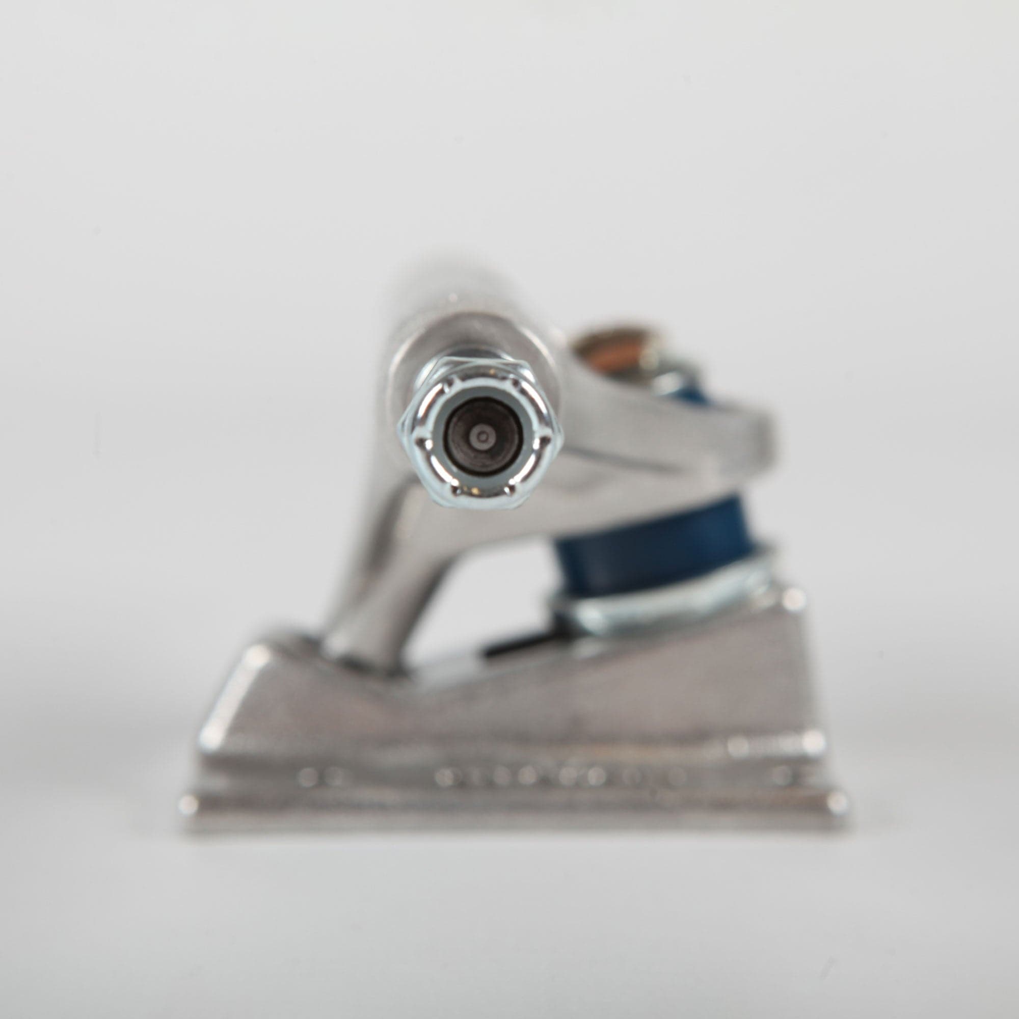 Royal 'Inverted' 139 Trucks (Raw)