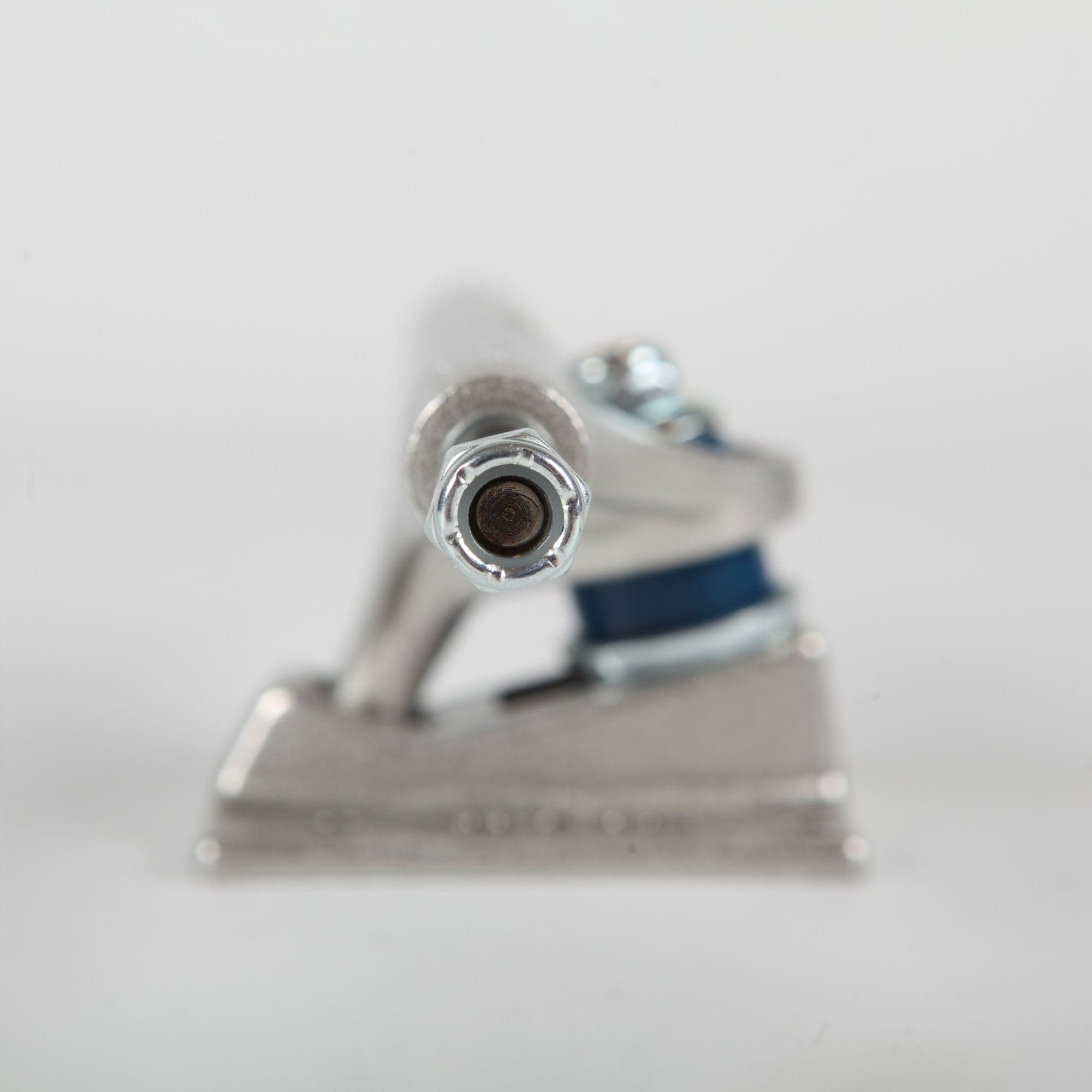 Royal 'Standard' 159 Trucks (Raw)