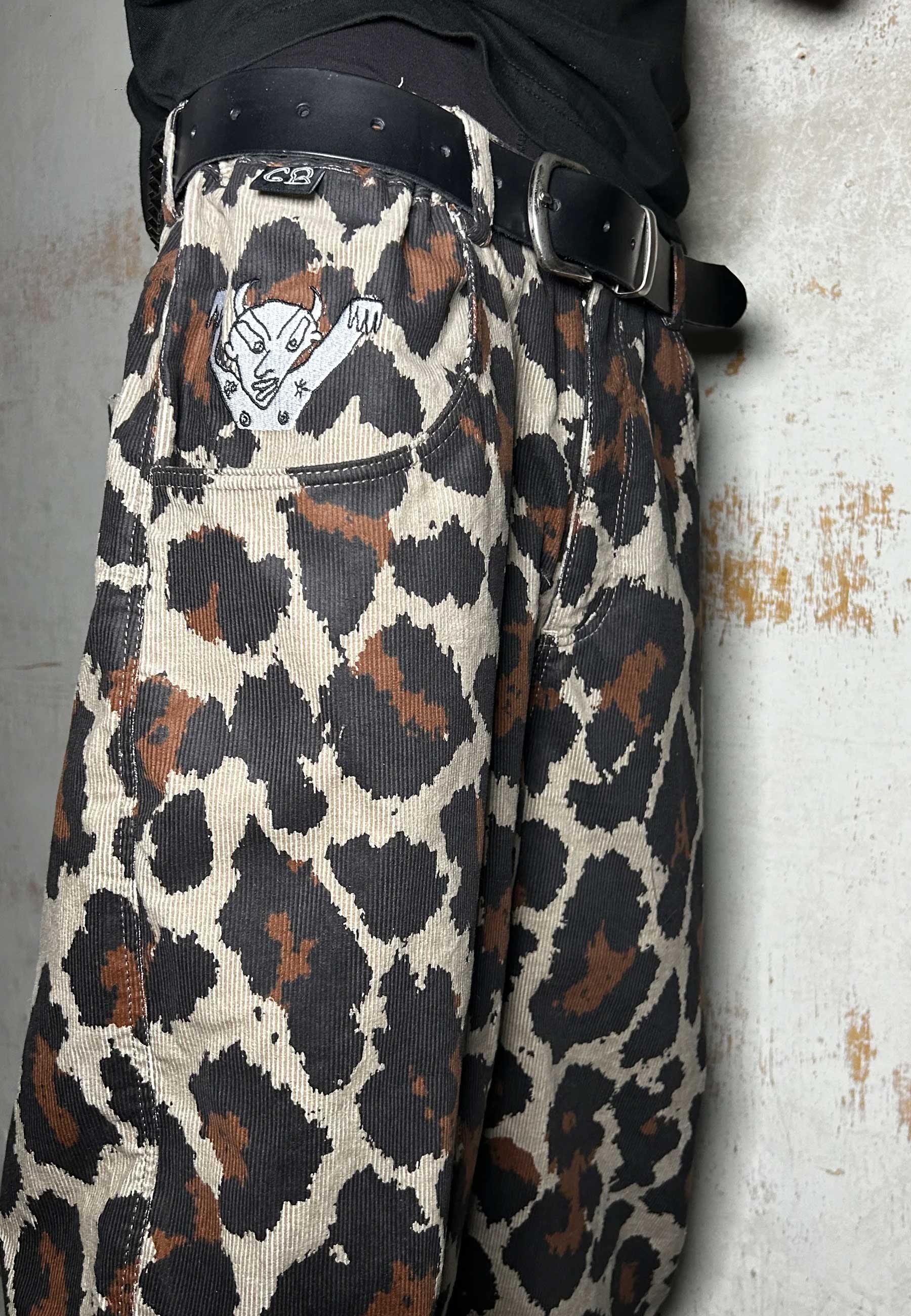 Glue Bag 'Feral' Loose Pants (Leopard)