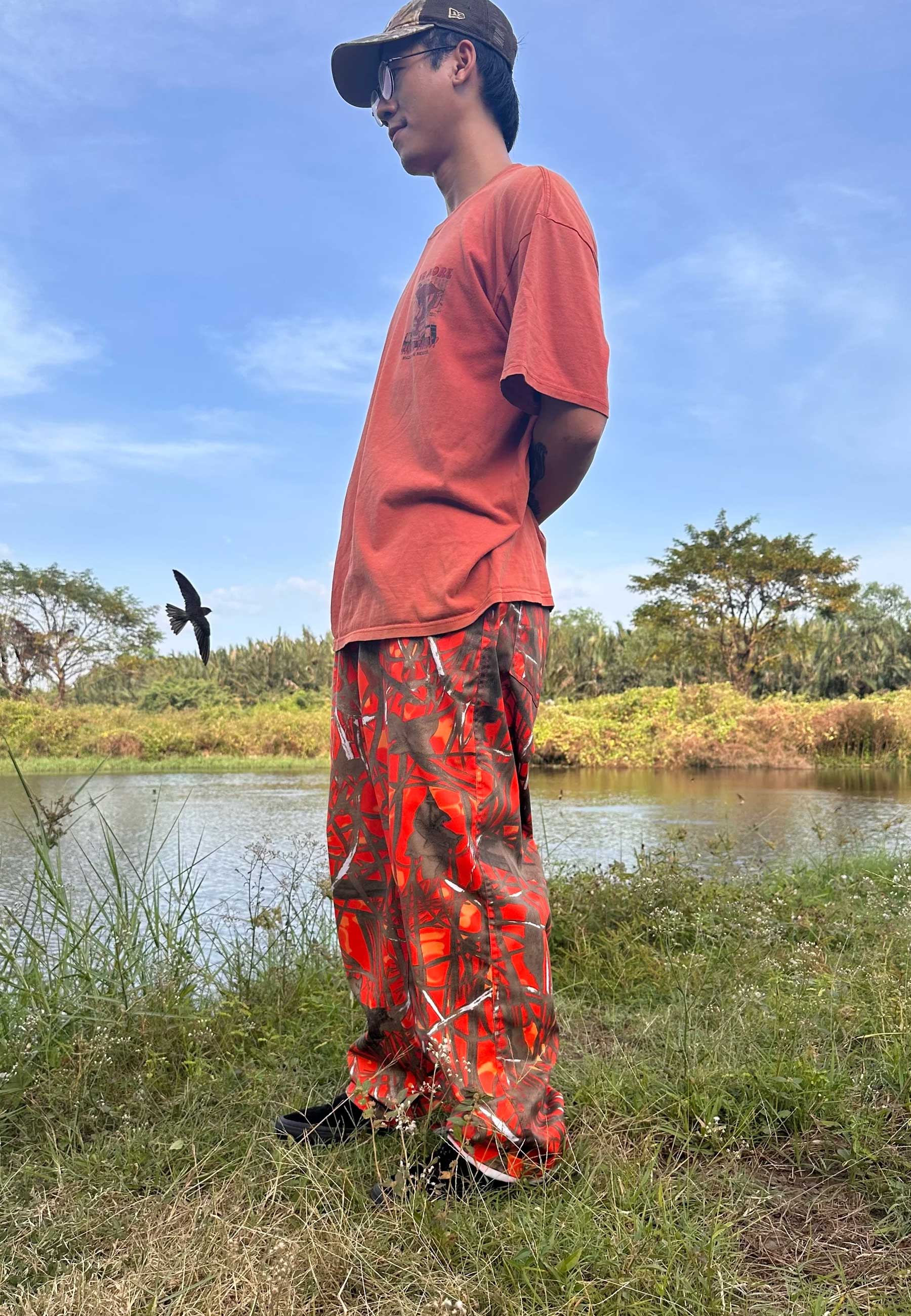 Glue Bag Loose Pants (Orange Camo)