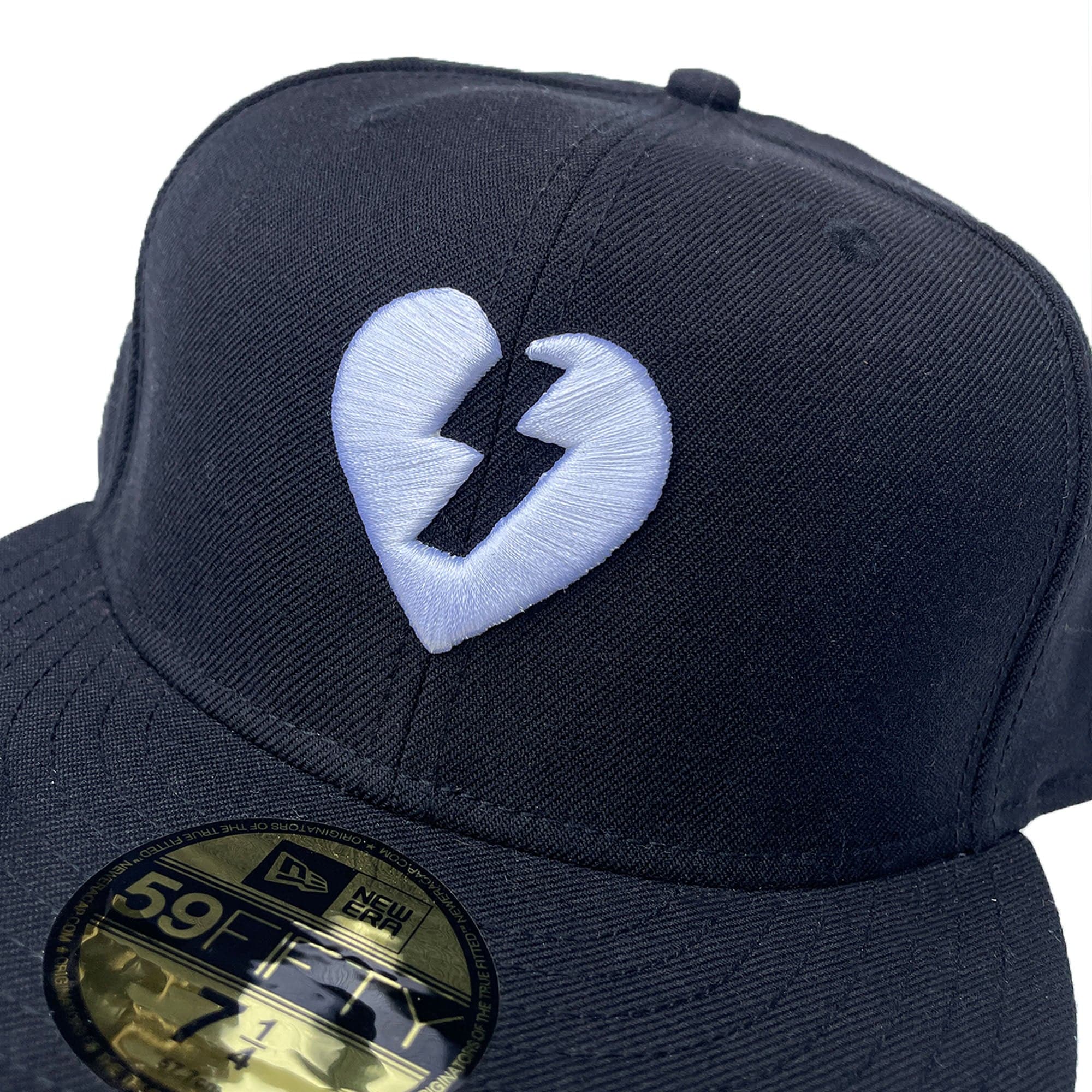 Mystery 'New Era 59Fifty Fitted' Hat (Black/White) NOS 00s