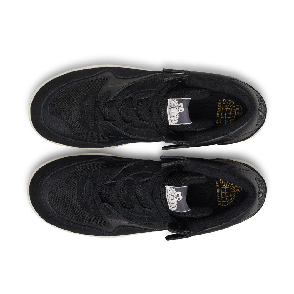 Last Resort 'CM002 Mid' Skate Shoes (Black / White)