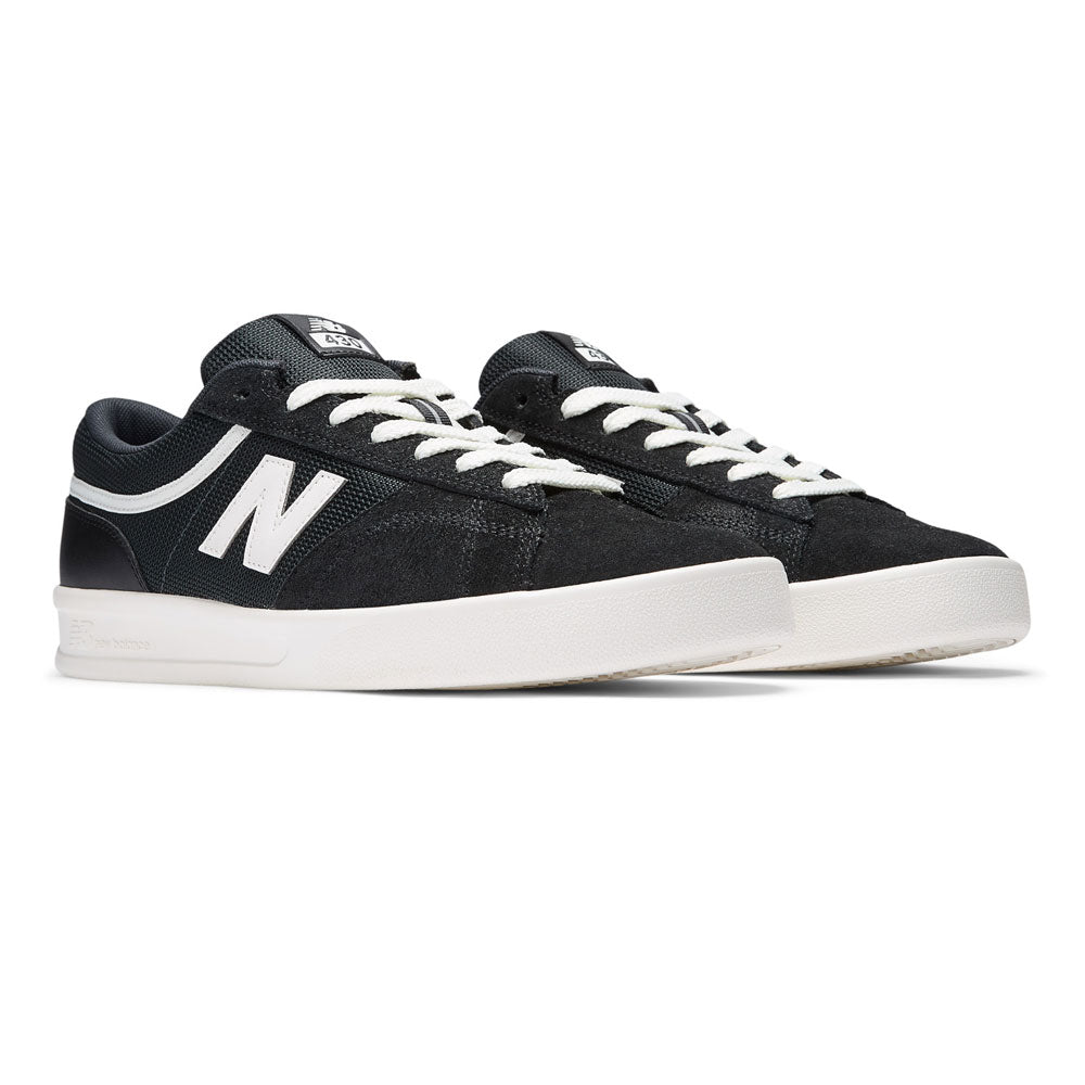 New Balance Numeric '430' Skate Shoes (Black / White)