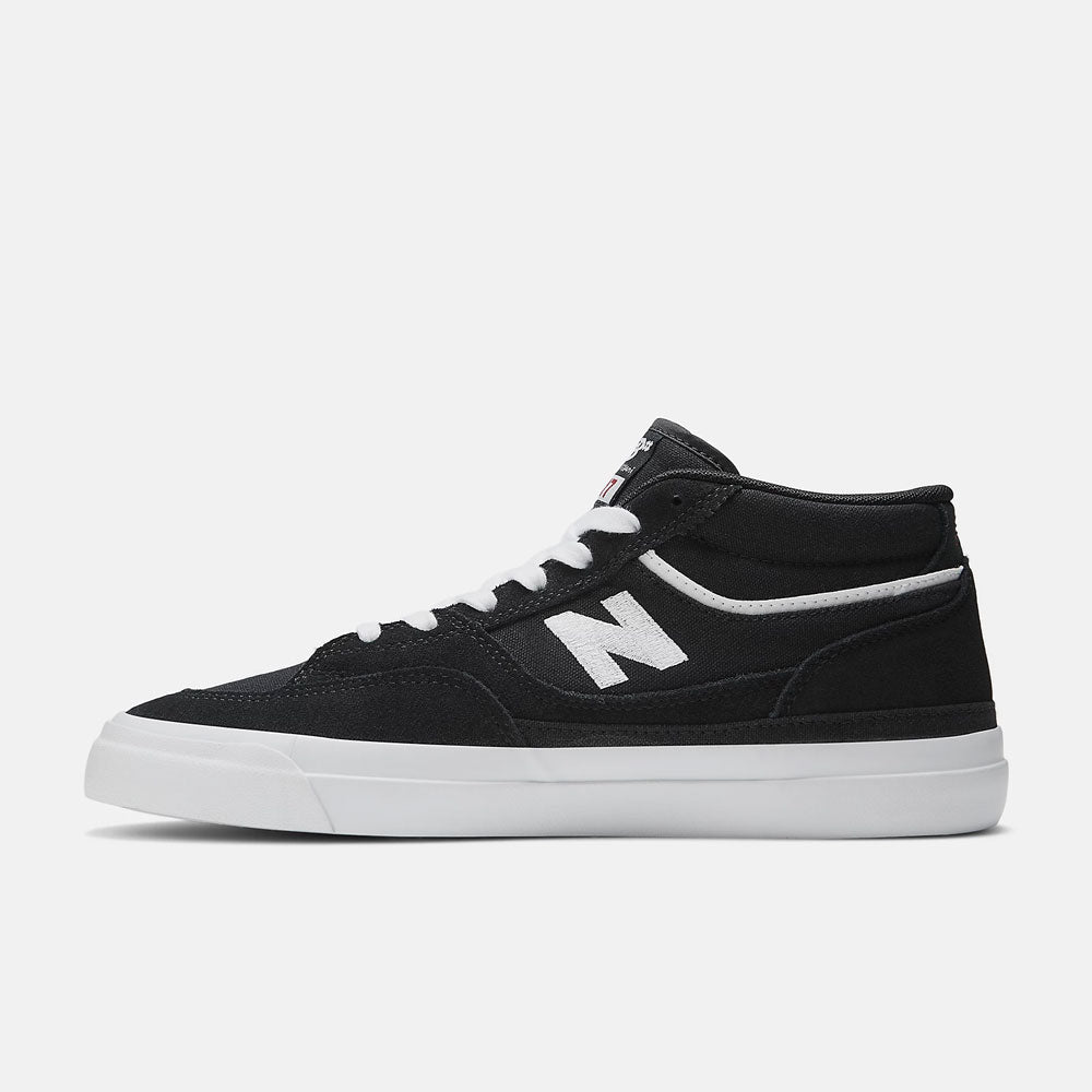 New Balance Numeric 'Franky Villani 417' Skate Shoes (Black / White)