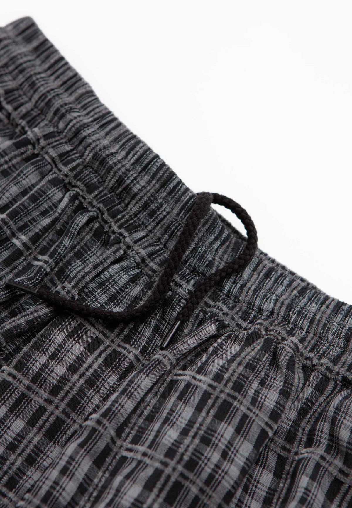 Yardsale 'Plaid' Cargo Shorts (Black / Grey)