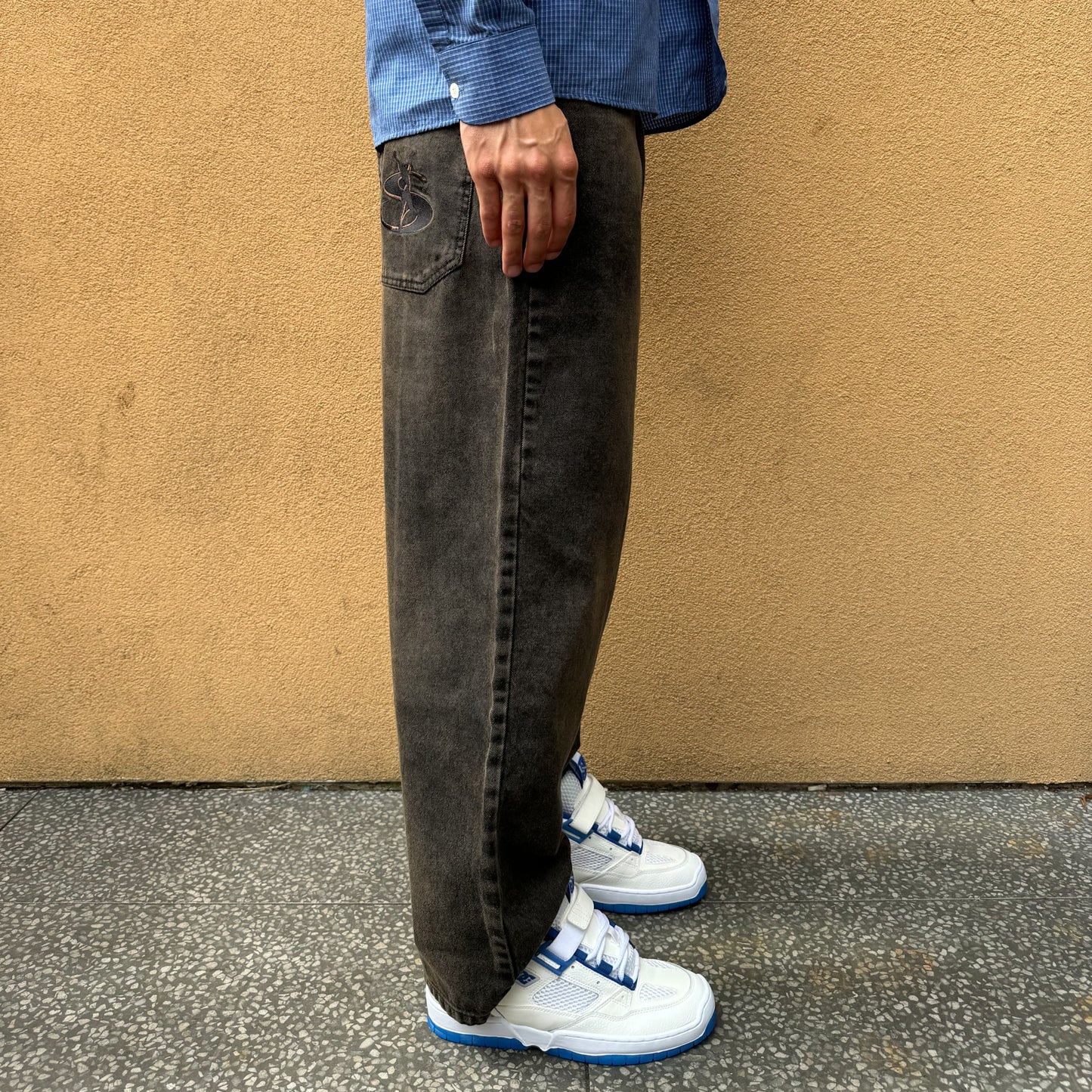 Yardsale 'Bleached Phantasy' Jeans (Bronze)