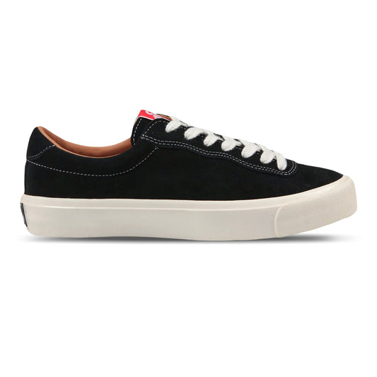 Last Resort 'VM001 Suede Lo' Skate Shoes (Black / White)