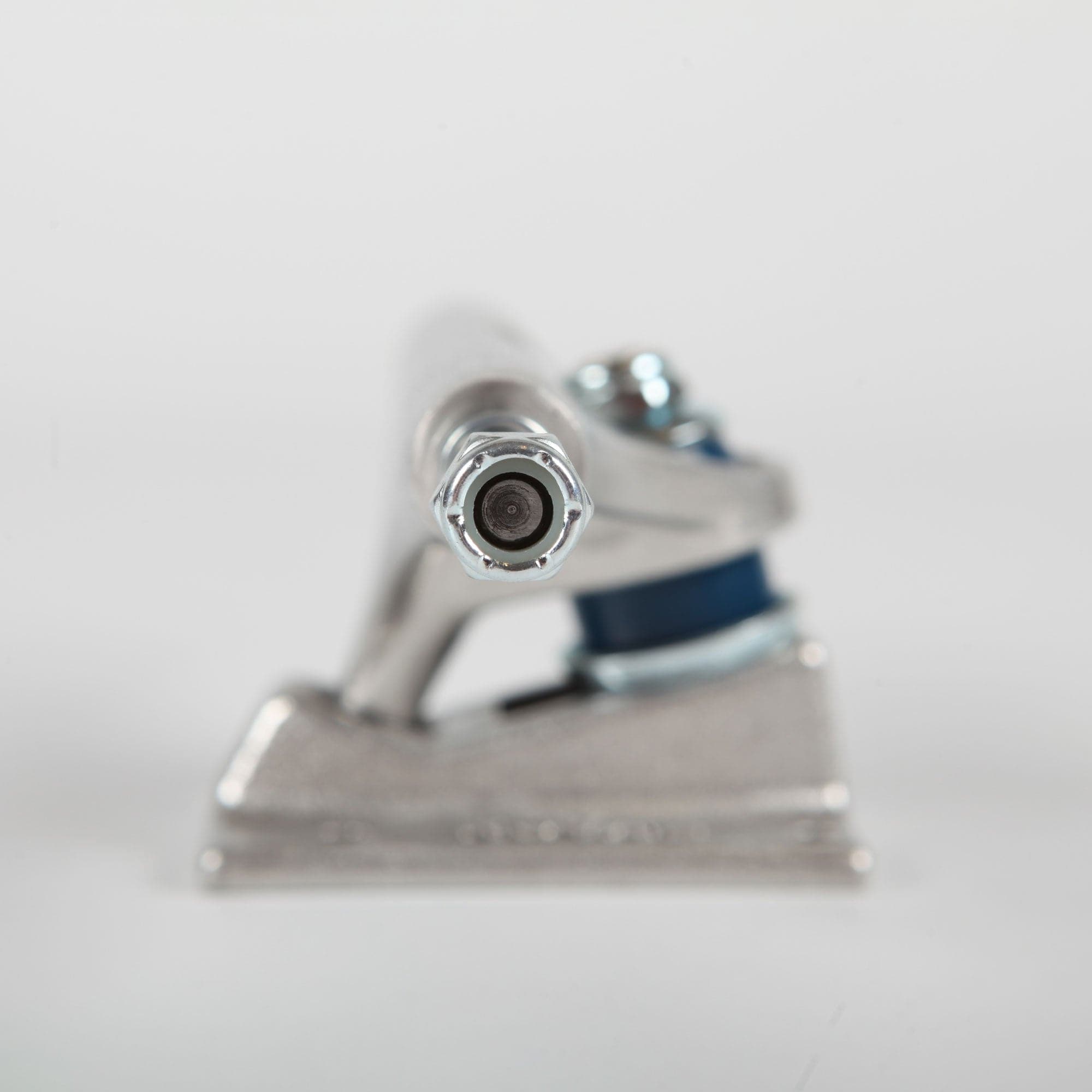 Royal 'Standard' 139 Trucks (Raw)